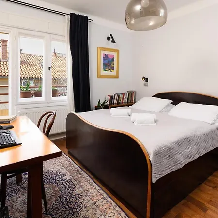 Designer Two-bedroom Apartman Split