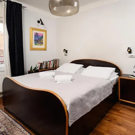 Apartman Designer Two-bedroom