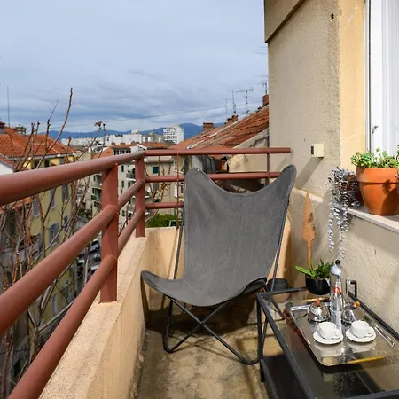 Διαμέρισμα Designer Two-bedroom *