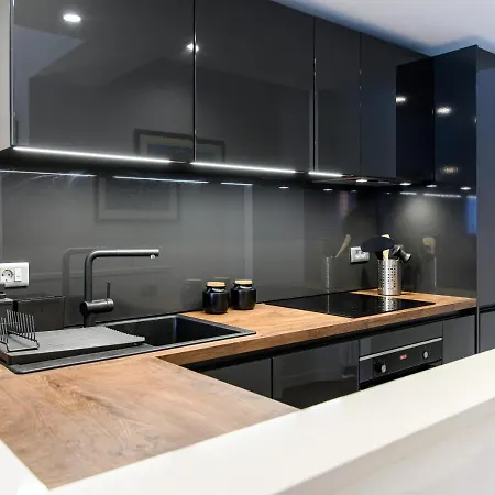 Designer Two-bedroom Апартаменты *