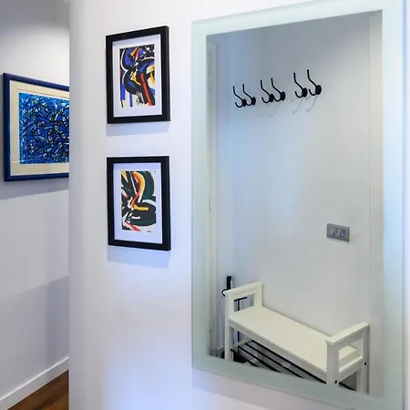 Апартаменты Designer Two-bedroom